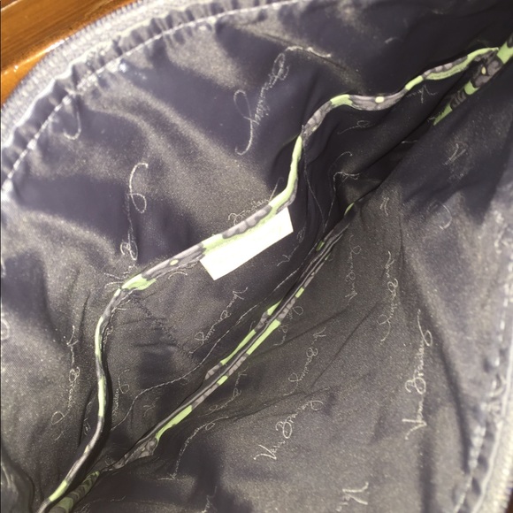 Never been worn, Vera Bradley cross body bag - Picture 3 of 3